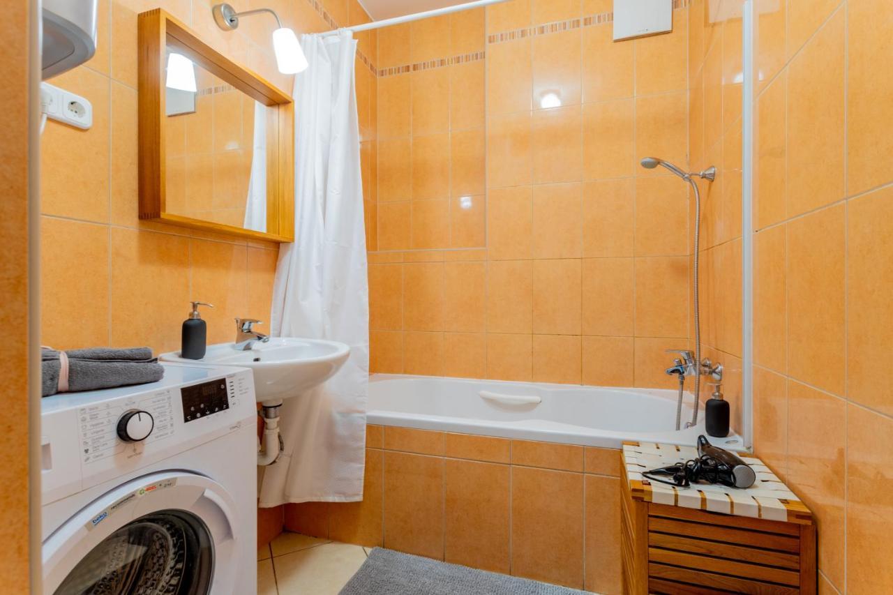 Kaz52 Apartment Budapest Bagian luar foto
